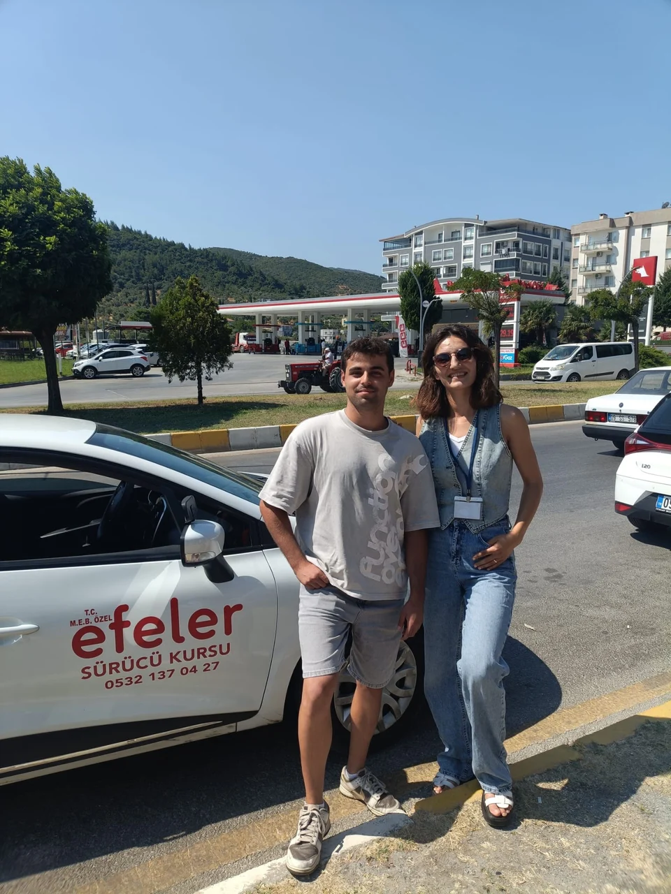Efeler Sürücü Kursu — Parkurda Biz, 6